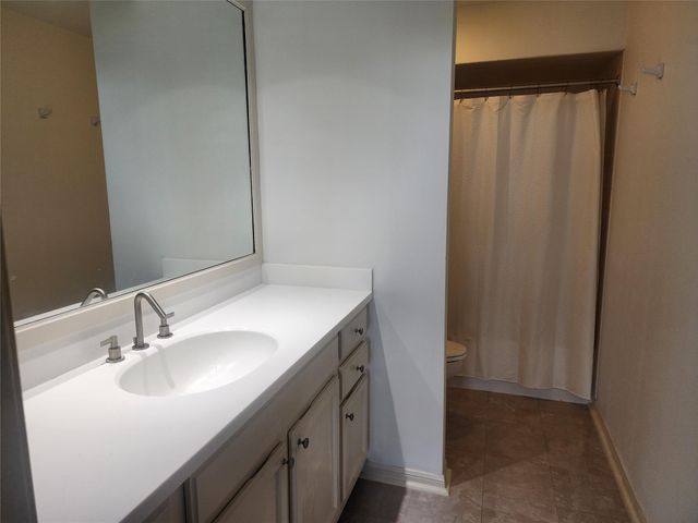 5150 Hidalgo Street 1403, Houston, TX 77056