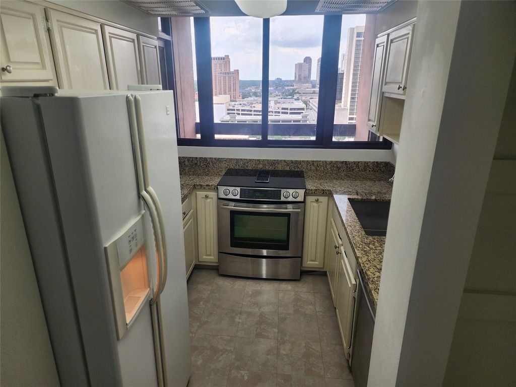 5150 Hidalgo Street 1403, Houston, TX 77056