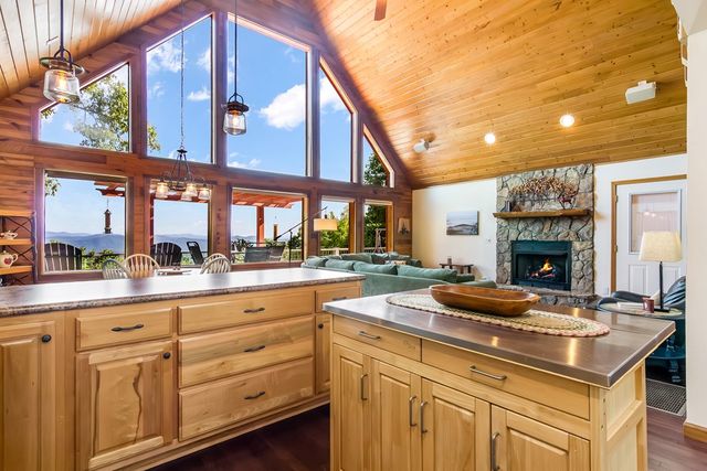 111 Trophy Buck Pointe, Murphy, NC 28906