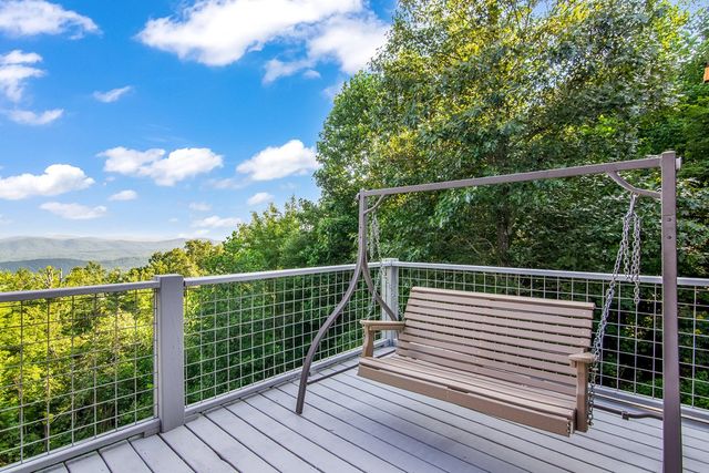 111 Trophy Buck Pointe, Murphy, NC 28906