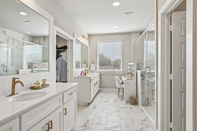 322 Templeton Drive, Fort Worth, TX 76107
