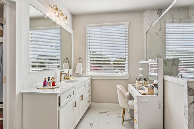 322 Templeton Drive, Fort Worth, TX 76107