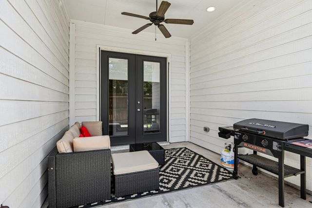 322 Templeton Drive, Fort Worth, TX 76107