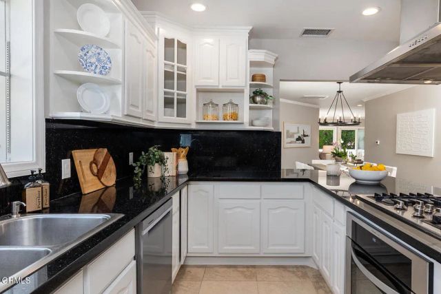 2064 Galbreth Road, Pasadena, CA 91104