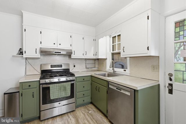559 W WALNUT ST, Lancaster, PA 17603