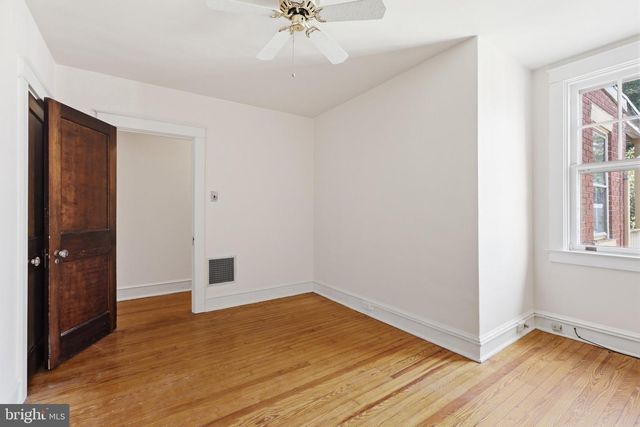 559 W WALNUT ST, Lancaster, PA 17603