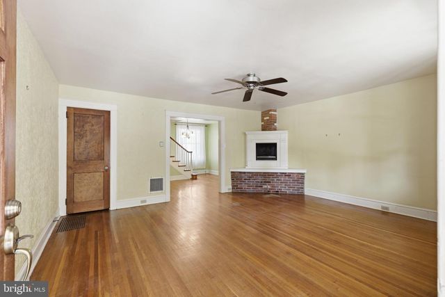 559 W WALNUT ST, Lancaster, PA 17603