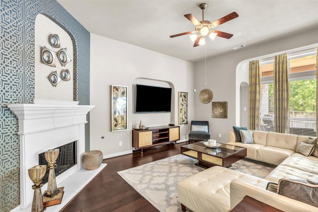 246 Hearthshire Circle, The Woodlands, TX 77354