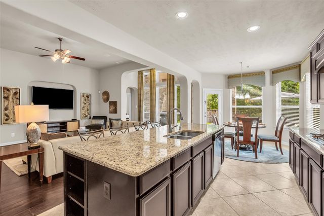 246 Hearthshire Circle, The Woodlands, TX 77354