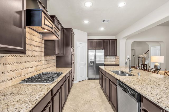 246 Hearthshire Circle, The Woodlands, TX 77354