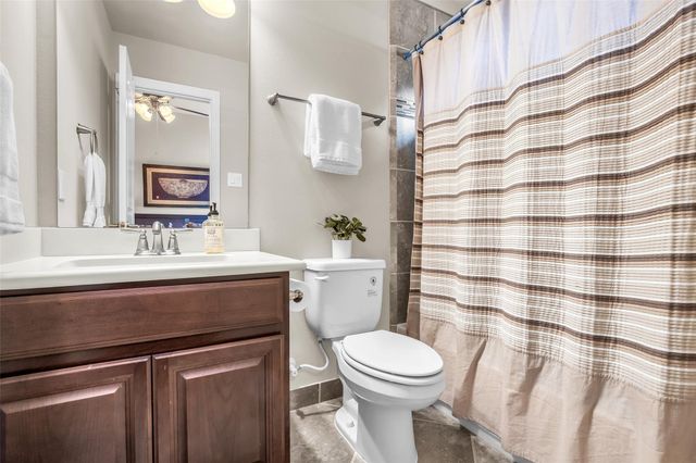 246 Hearthshire Circle, The Woodlands, TX 77354