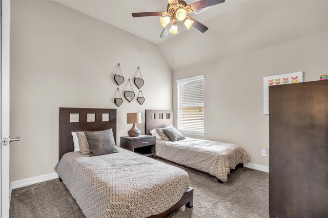 246 Hearthshire Circle, The Woodlands, TX 77354