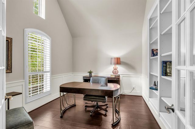 246 Hearthshire Circle, The Woodlands, TX 77354