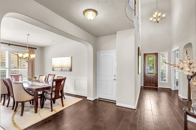 246 Hearthshire Circle, The Woodlands, TX 77354