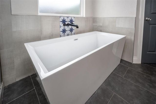 2389 S County Road 1262, Blanchard, OK 73010