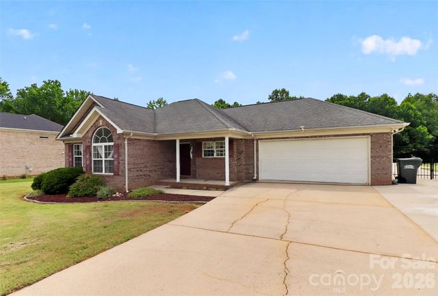 2823 Gourdvine Drive, Marshville, NC 28103