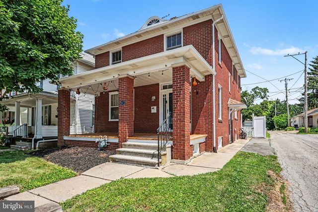 317 E HANOVER ST, Hanover, PA 17331