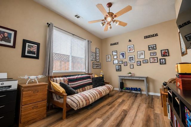 503 Franklin Ln, Ripon, CA 95366