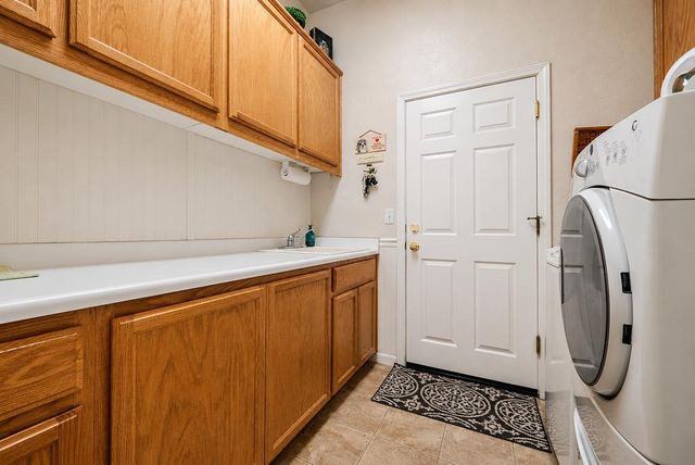 503 Franklin Ln, Ripon, CA 95366