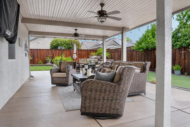 503 Franklin Ln, Ripon, CA 95366