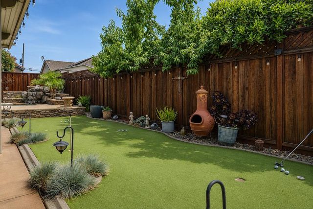 503 Franklin Ln, Ripon, CA 95366