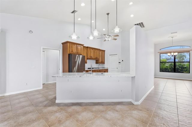 470 SPRING LAKE BOULEVARD NW, Port Charlotte, FL 33952