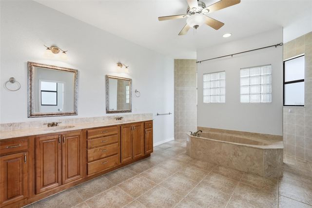 470 SPRING LAKE BOULEVARD NW, Port Charlotte, FL 33952