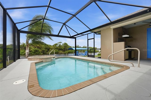 470 SPRING LAKE BOULEVARD NW, Port Charlotte, FL 33952