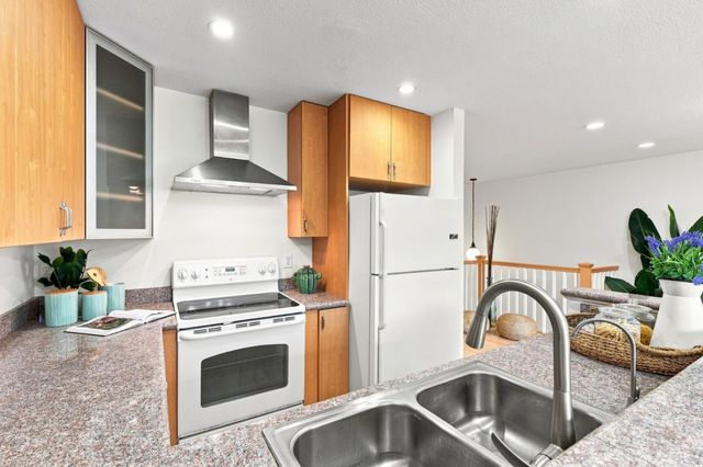 552 Crimsonberry Way, San Jose, CA 95129