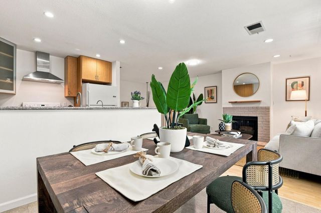 552 Crimsonberry Way, San Jose, CA 95129