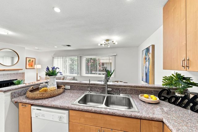 552 Crimsonberry Way, San Jose, CA 95129