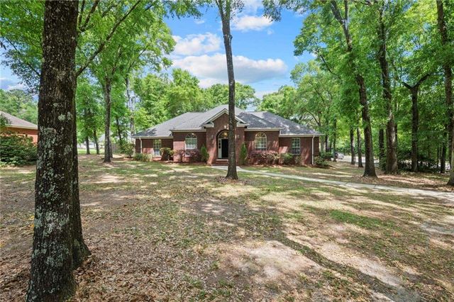 8500 Vintage Woods Drive, Mobile, AL 36619