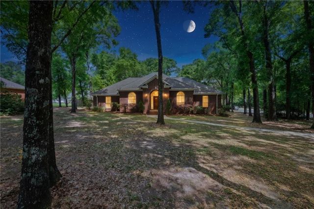 8500 Vintage Woods Drive, Mobile, AL 36619