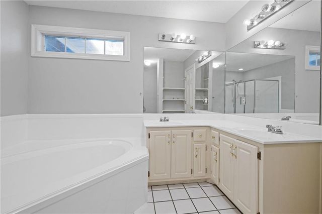 8500 Vintage Woods Drive, Mobile, AL 36619