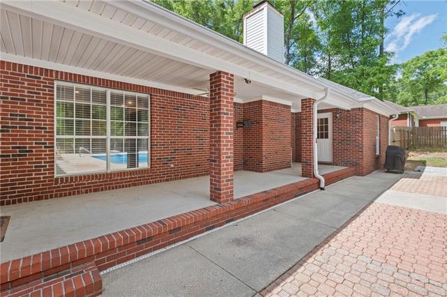8500 Vintage Woods Drive, Mobile, AL 36619