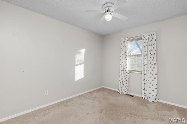 4677 Onondaga Trail, St Charles, MO 63304