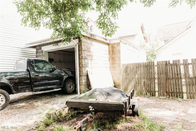 313 2nd Street NE, Massillon, OH 44646