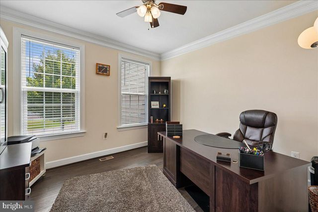 41700 WAKEHURST PL, Leesburg, VA 20176