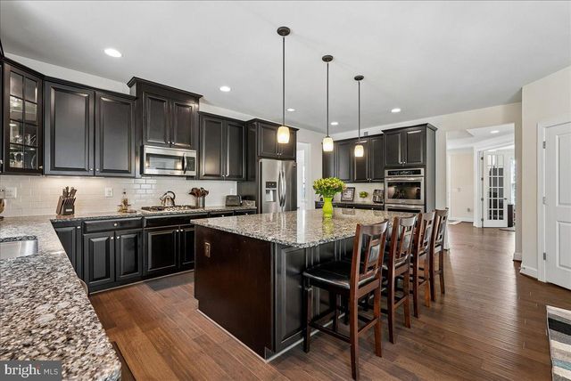 41700 WAKEHURST PL, Leesburg, VA 20176