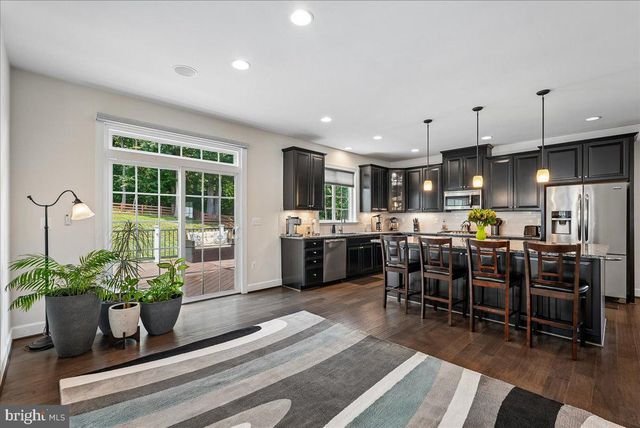 41700 WAKEHURST PL, Leesburg, VA 20176