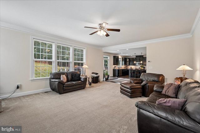 41700 WAKEHURST PL, Leesburg, VA 20176