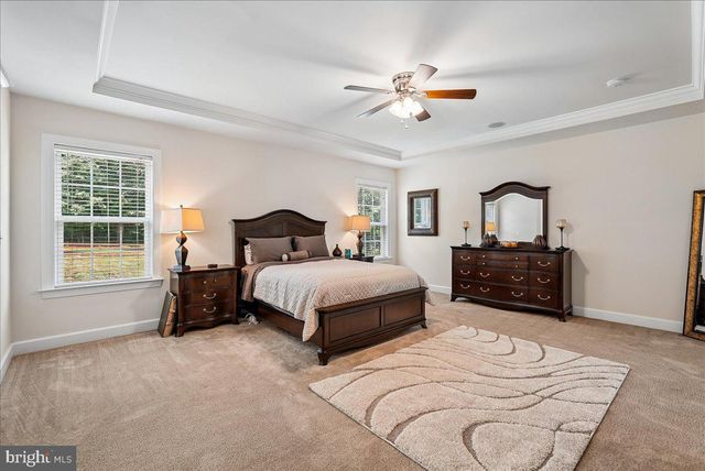 41700 WAKEHURST PL, Leesburg, VA 20176