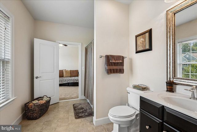 41700 WAKEHURST PL, Leesburg, VA 20176