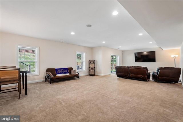 41700 WAKEHURST PL, Leesburg, VA 20176