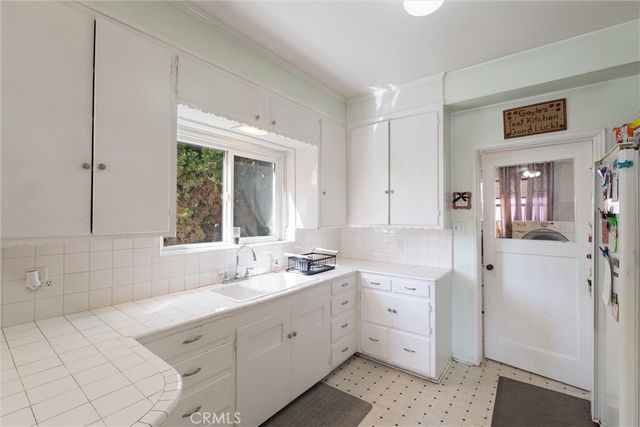 3711 Lemon, Long Beach, CA 90807