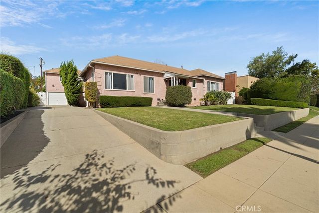 3711 Lemon, Long Beach, CA 90807