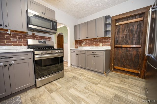 20 Morton Avenue, Lockport City, NY 14094