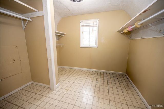 20 Morton Avenue, Lockport City, NY 14094