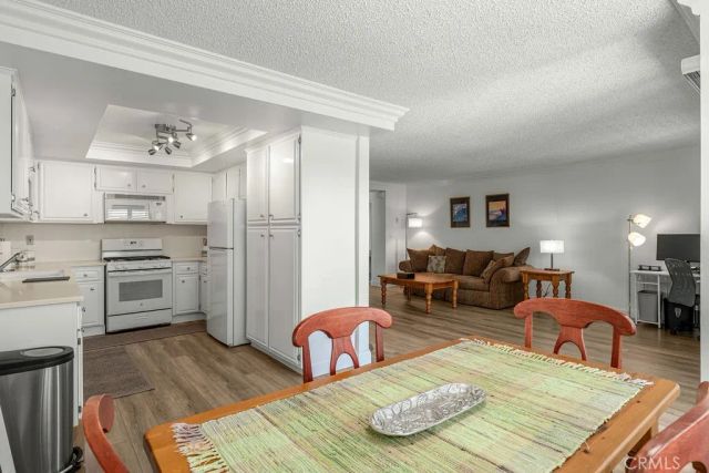 1110 W 10th Street 104, San Pedro, CA 90731