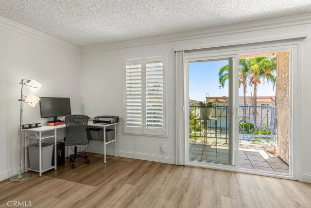 1110 W 10th Street 104, San Pedro, CA 90731